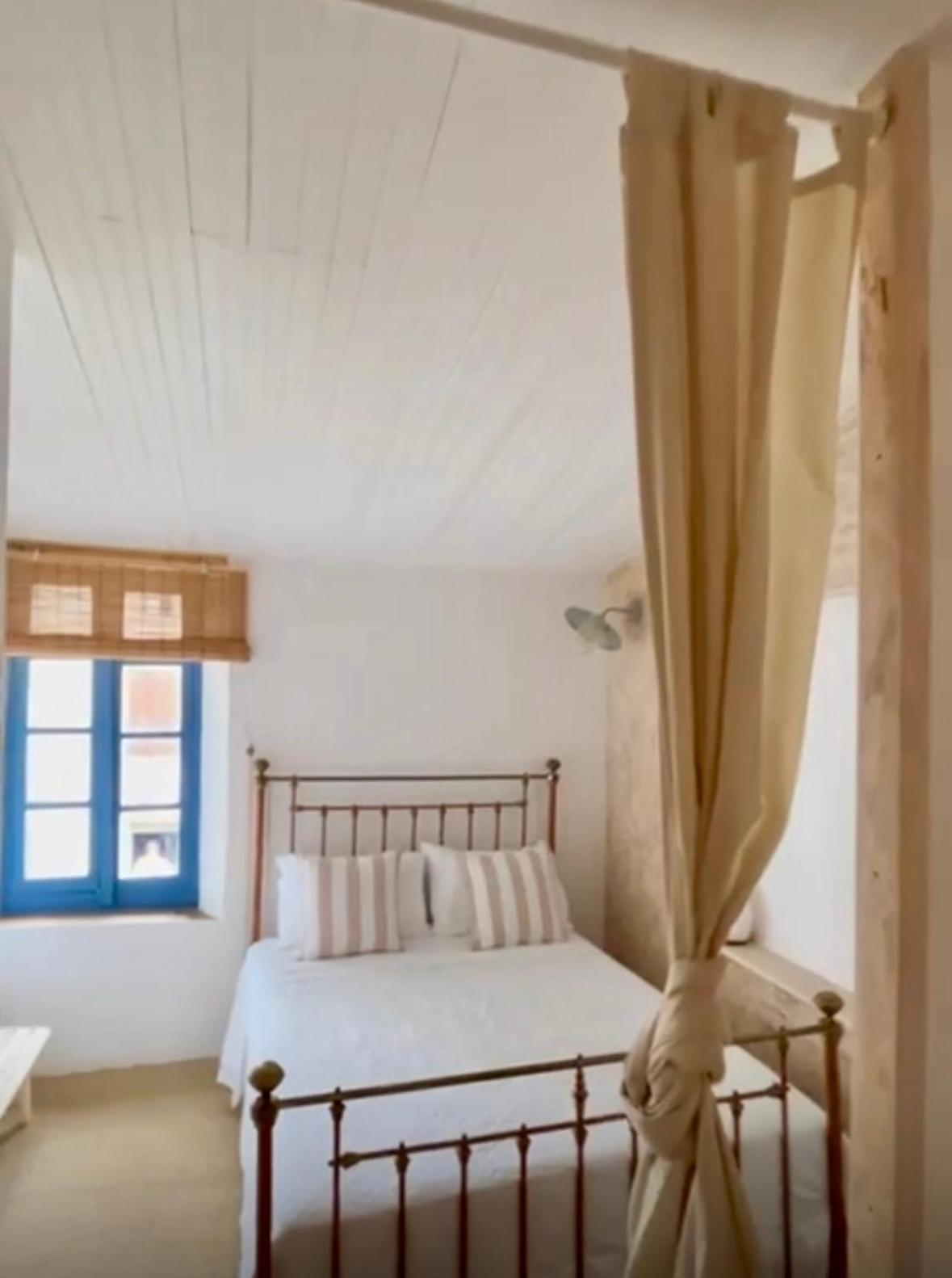 Gites La Maison Pres De La Fontaine Et La Cabane Du Pecheur Talairan المظهر الخارجي الصورة
